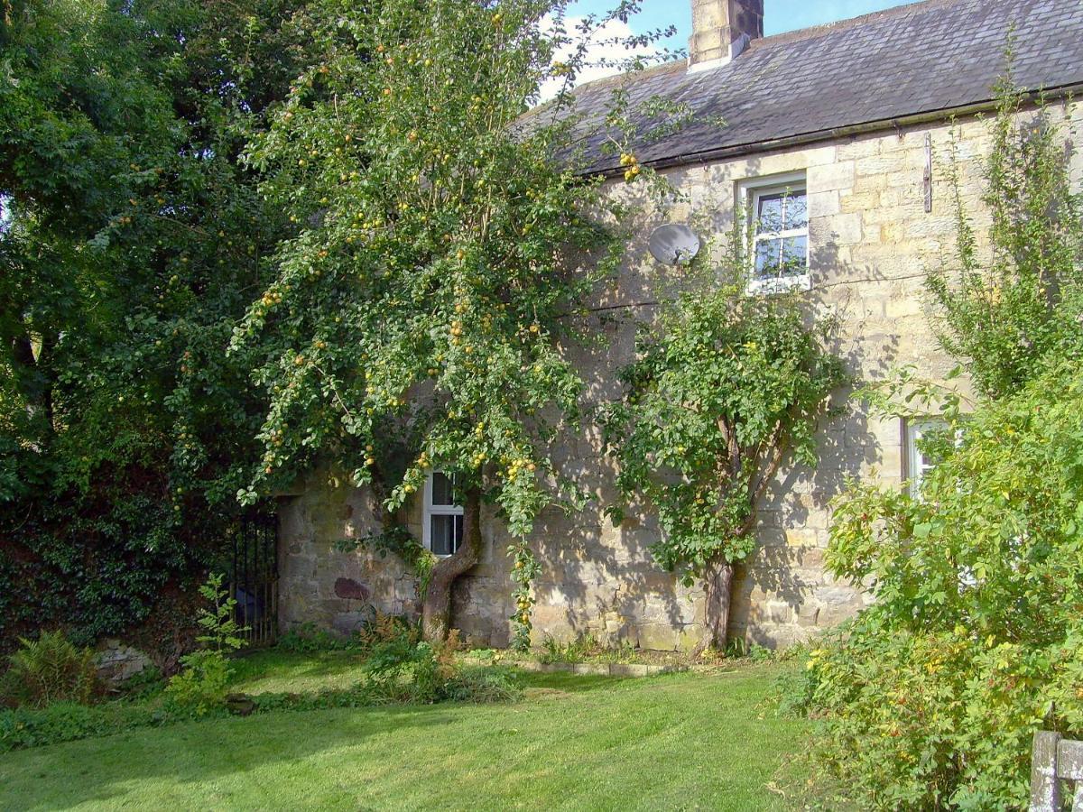 Byrness House Villa Exterior photo